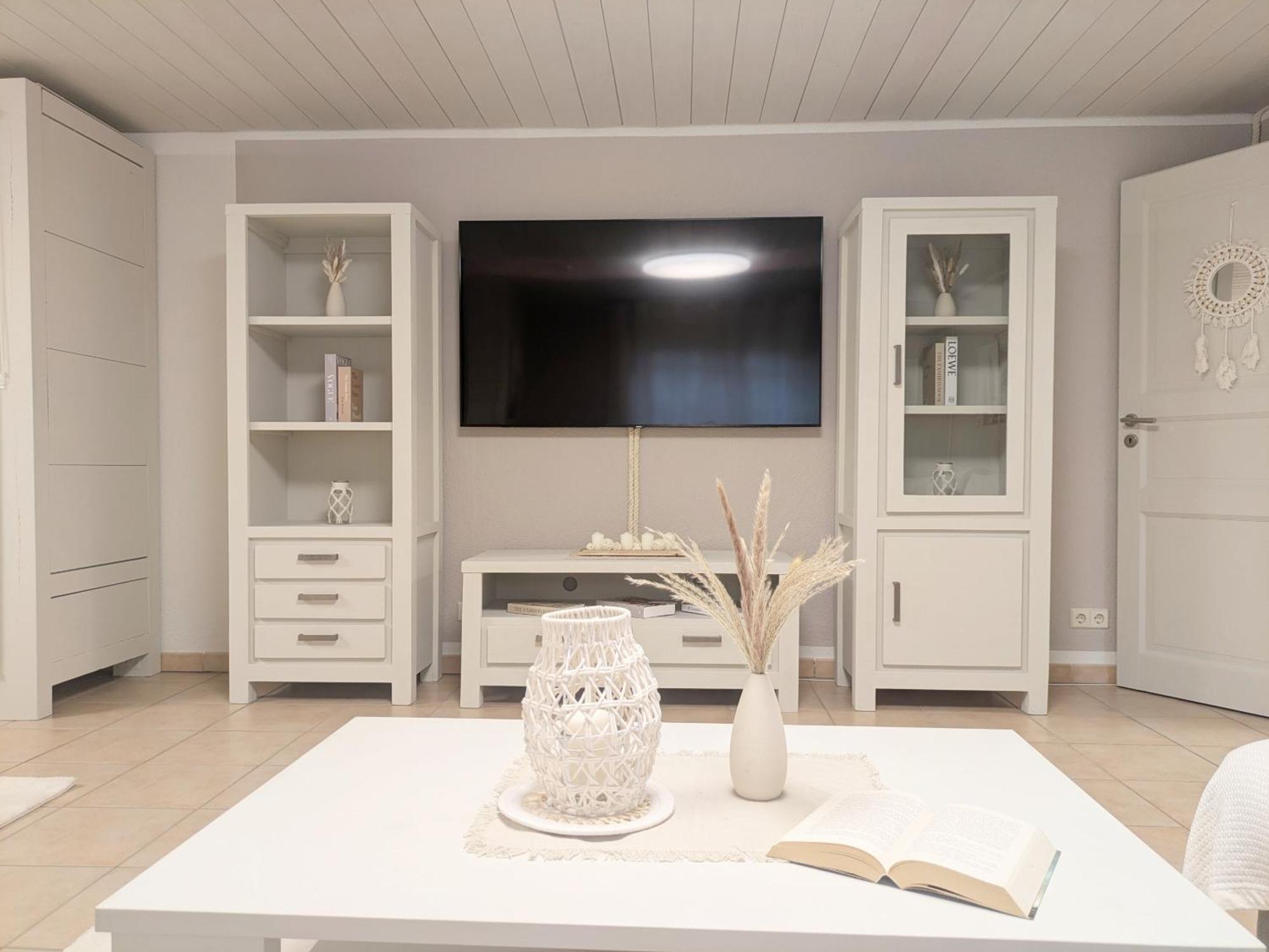 Ferienwohnung Bluetenzauber In Idyllischer Lage Naehe Bodensee Hilzingen Extérieur photo